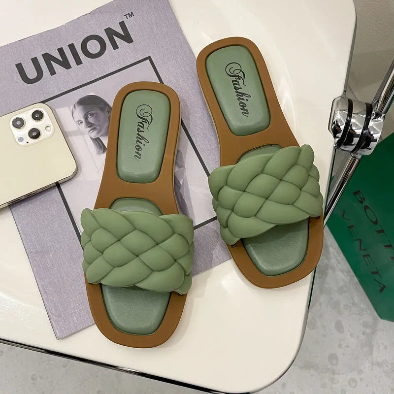 Women's plaid pattern PVC beach sandals with thick anti-skid soles in four colour options