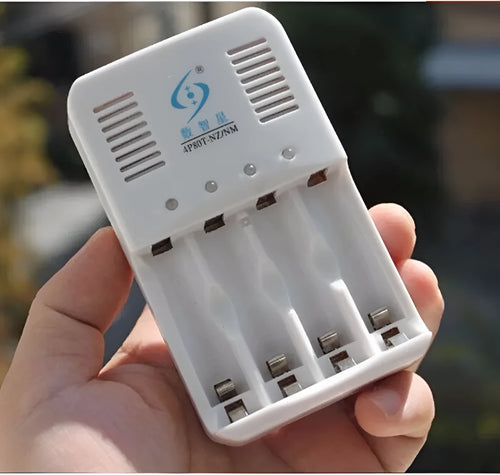 White JK01 1.6V nickel-zinc battery charger with four rechargeable batteries and US plug