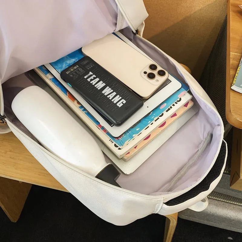 Large-capacity nylon school backpack for middle school students in street trend style