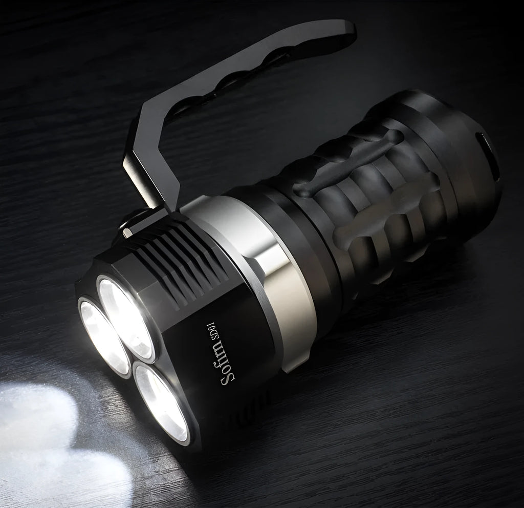 Aluminium alloy diving torch with 18cm length and black finish