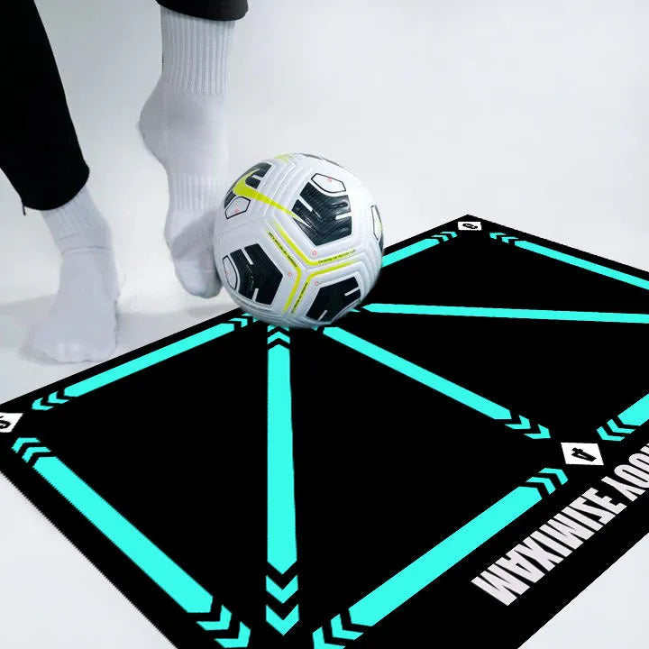 Cushion coloured rubber football training mat for indoor skill development