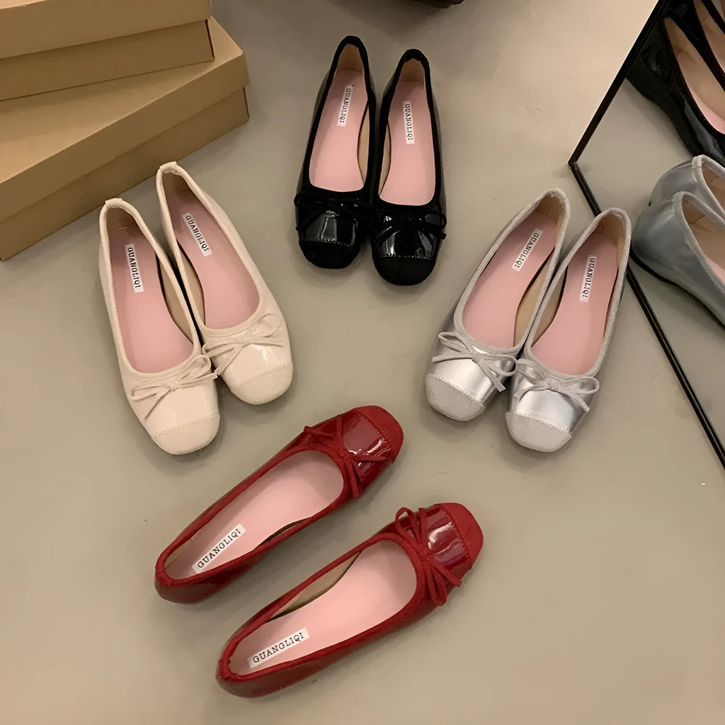 Wanwan style retro ballet flats with square toe and decorative bow in four colour options