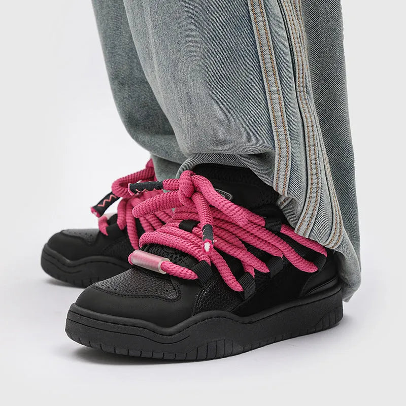 Thick bottom unisex casual shoes in four colours with lace-up front and round toe design