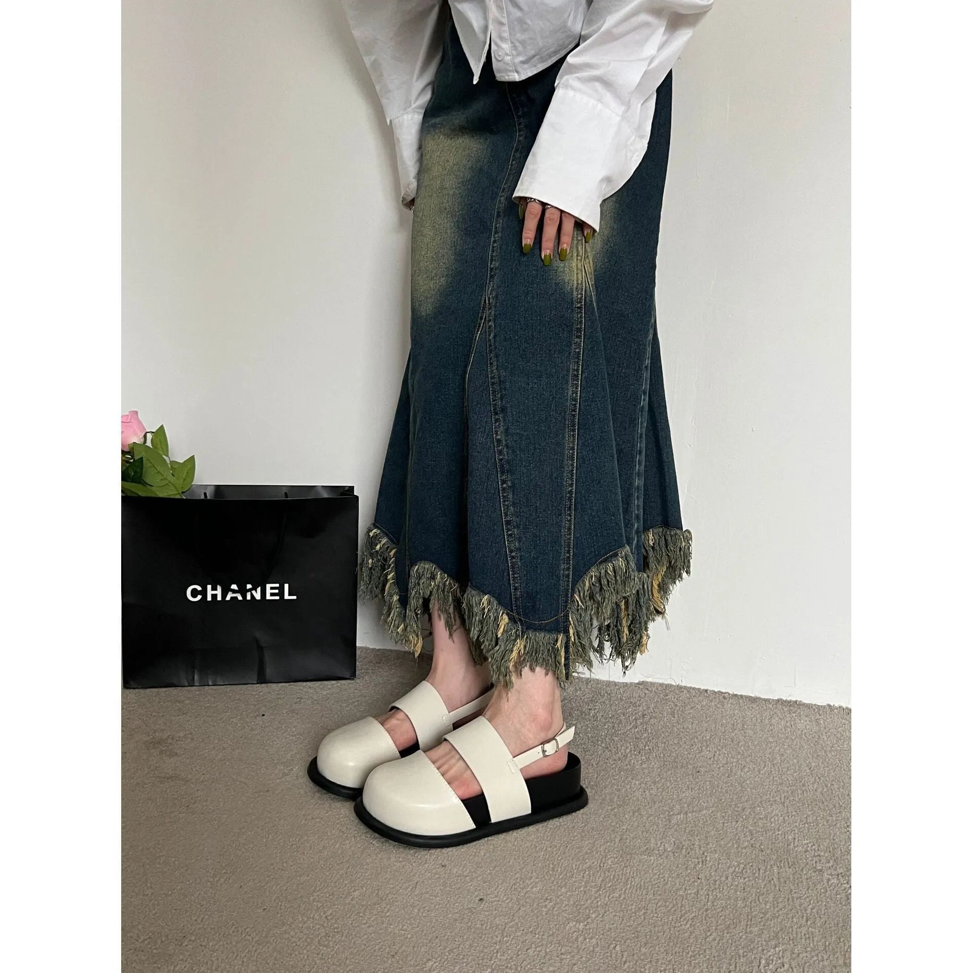Korean retro sandals with closed toe design and adjustable ankle strap buckle in microfiber material