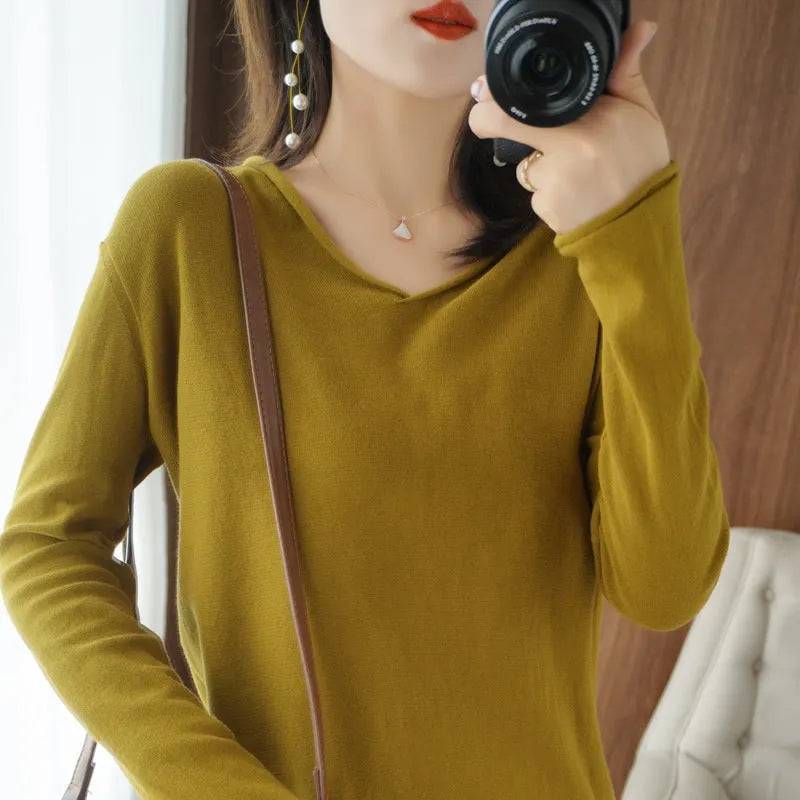 Women's long sleeve V-neck knitwear pullover top in a macaron colour