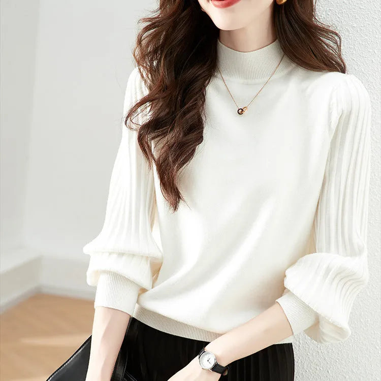 Slim fit half turtleneck bottoming shirt with sunken stripe detail in core-spun yarn fabric