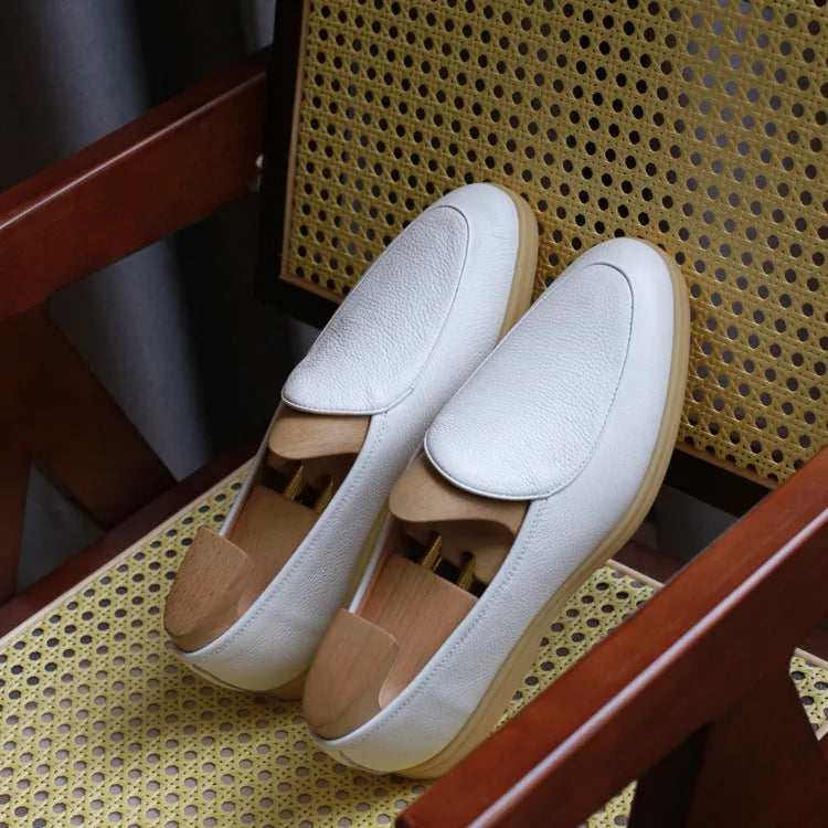 Men's brown leather loafers with flat TPR sole and low-tube design