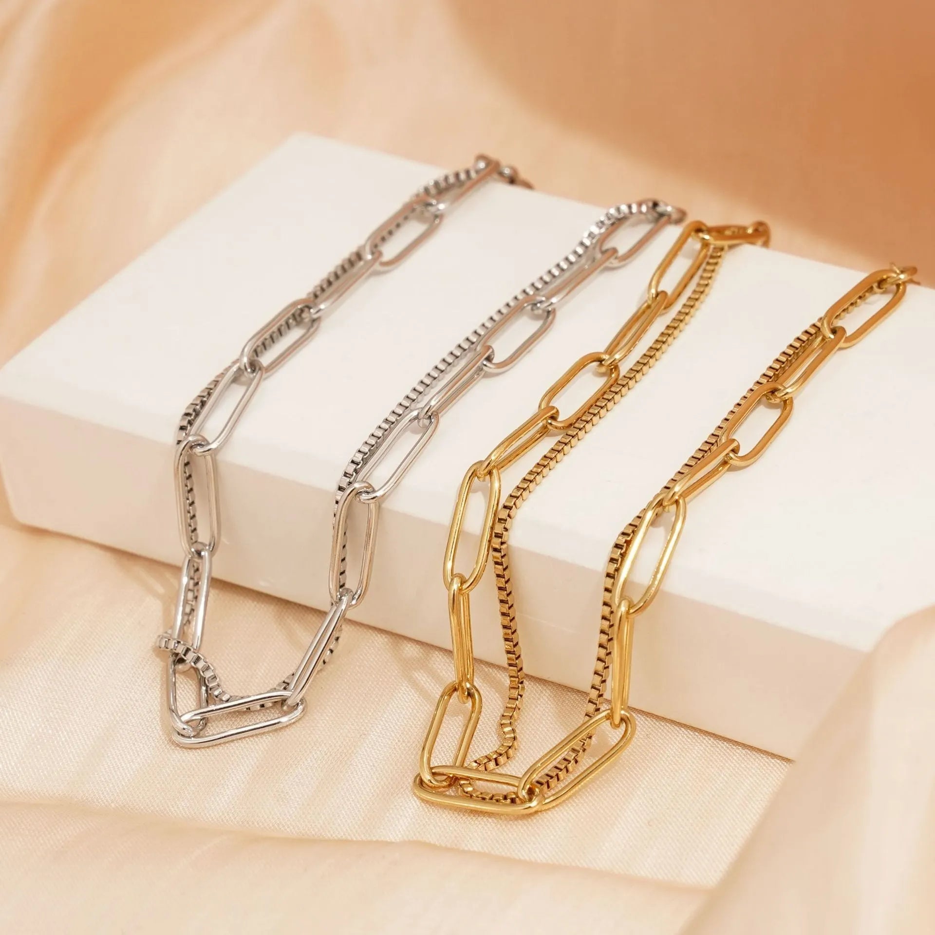 Double layer titanium steel women's bracelet with geometric design and electroplated finish