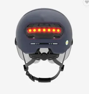 Cycling helmet with integrated automatic LED brake and tail light in M and L sizes