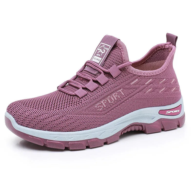 Casual low-top sneakers with round toe and soft PVC sole, shown in available colour options.