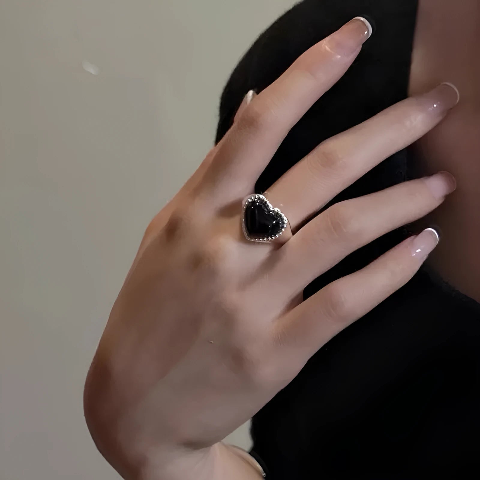 S925 sterling silver heart ring with black agate and adjustable opening