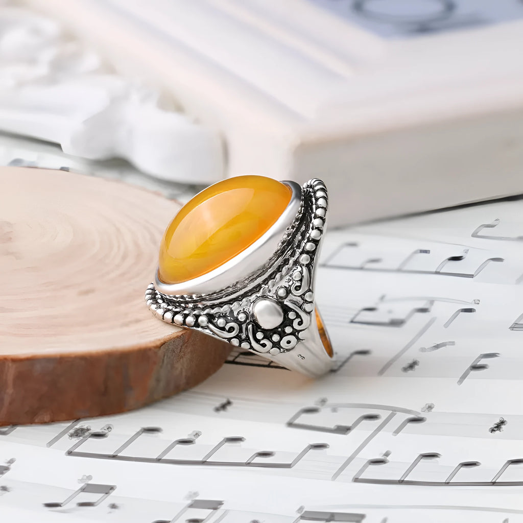 Geometric retro-style alloy ring with fluorescent beeswax plating and antique silver amber finish