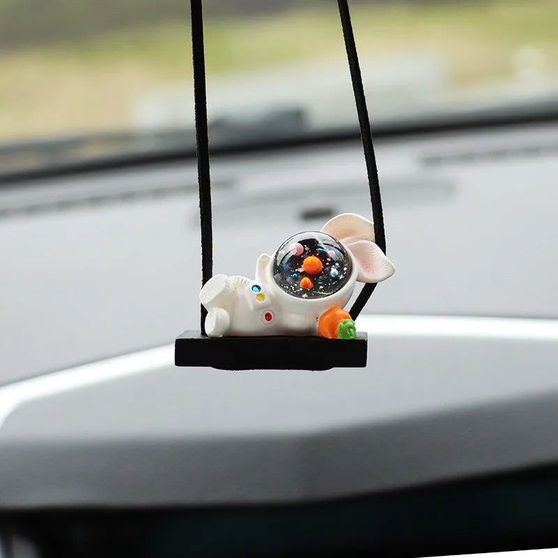 Resin cartoon astronaut car pendant ornament with five design variations