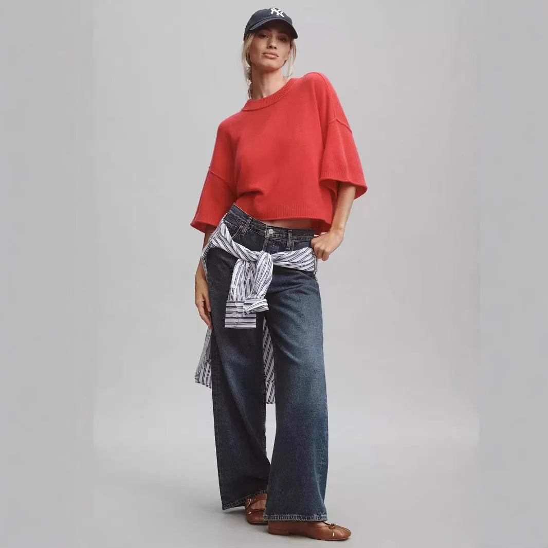 Hot girl style women's T-shirt with exposed navel design in red colour, short length pullover top