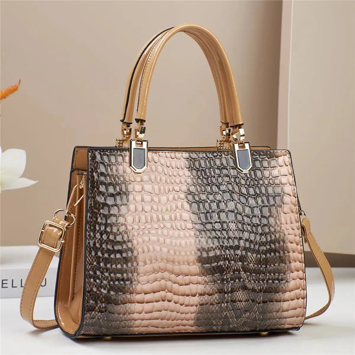 Soft PU leather one shoulder mom bag in horizontal square shape with internal compartments