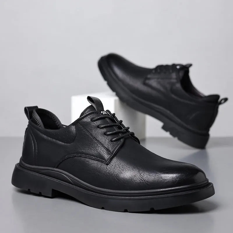 Men's black and brown breathable leather business shoes with rubber sole and sewing line detailing