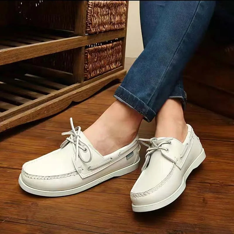 Men's British style casual shoes with artificial PU uppers in black colour option