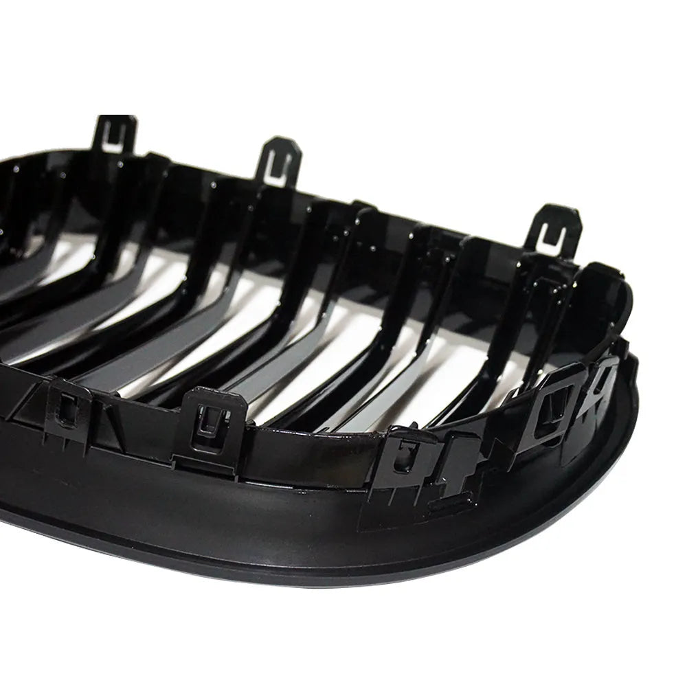 Carbon fibre style ABS front grille for BMW 5-Series E39 E60 E66 models.