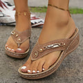 Women's retro-style flip-flop sandals in light brown with a herringbone scaffold and lightweight sole.