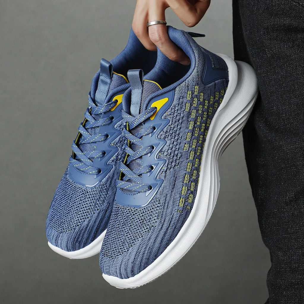 Women's lavender purple Flyknit running shoes with striped pattern and mesh upper on a white background.