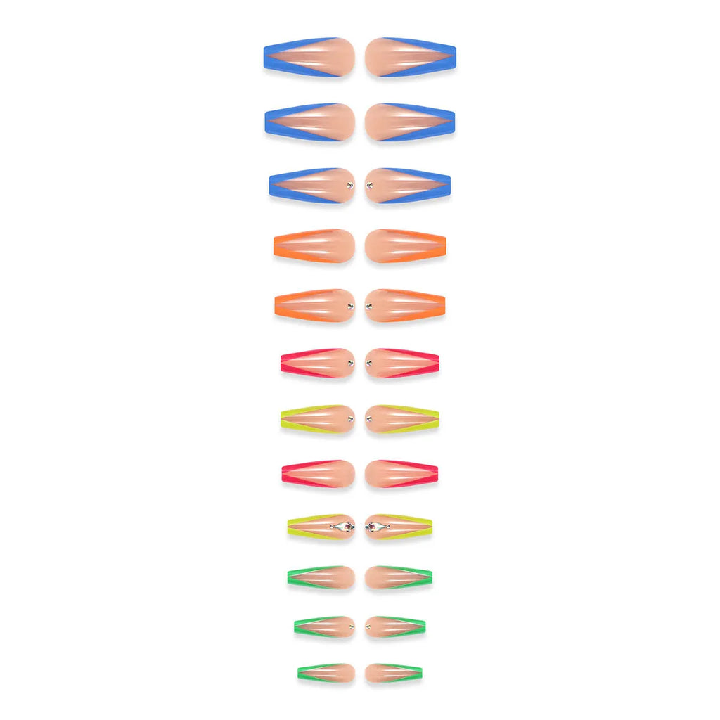 Detachable false nail tips with diamond colour French finish and love heart patterns