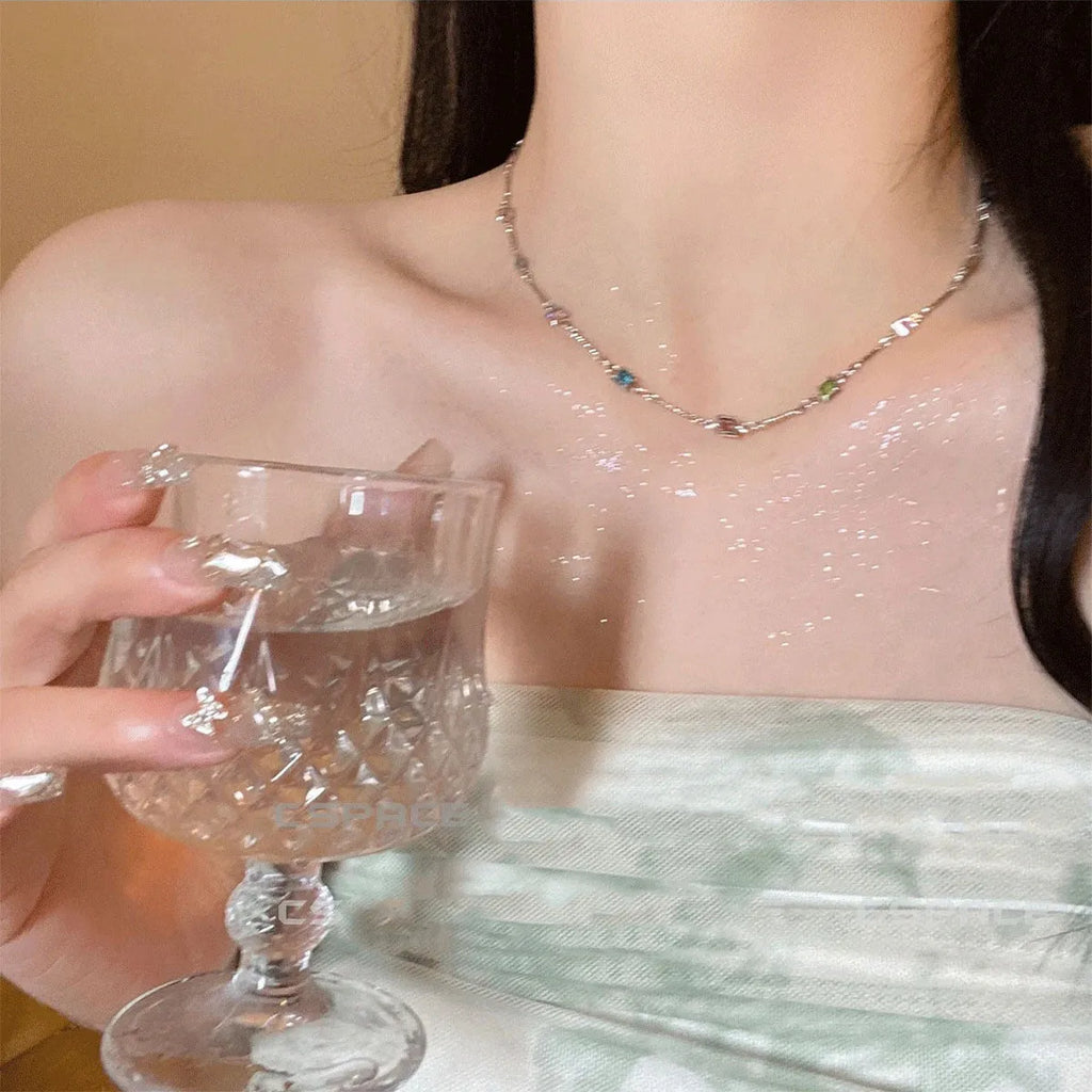 Square colour geometric clavicle chain necklace with artificial crystal pendant on fine alloy chain