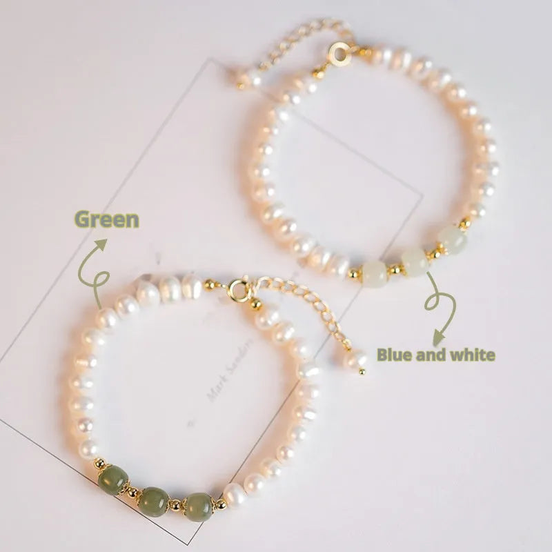Natural freshwater pearl bracelet with diamond-shaped pearls in Hetian jade colour.