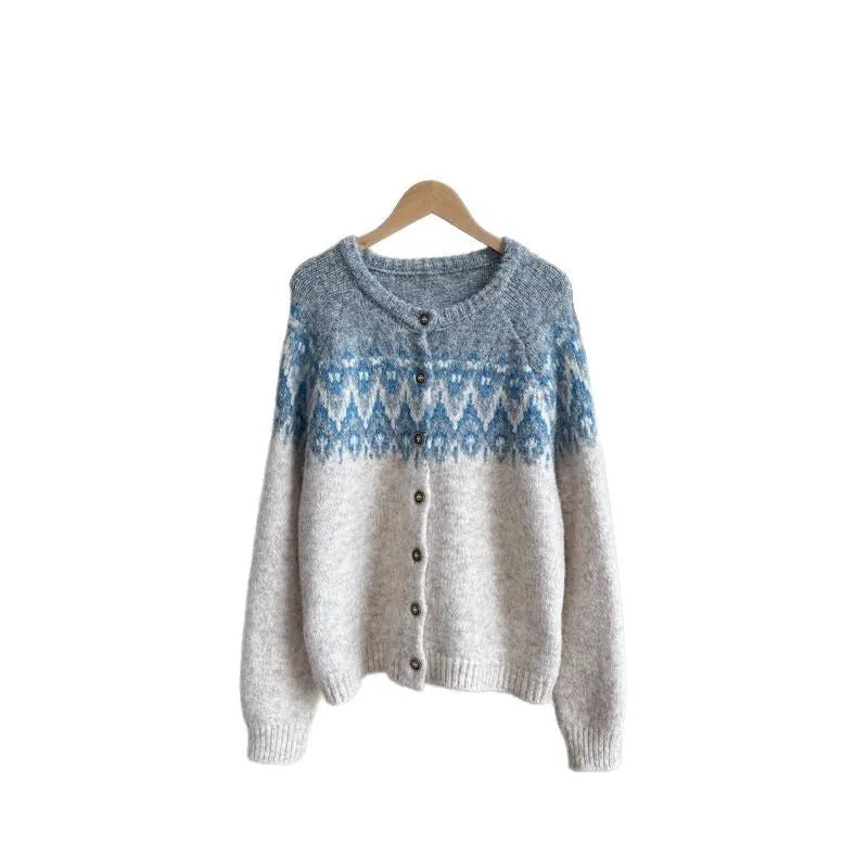 Women's contrast colour jacquard sweater coat in loose fit free size with regular long sleeves