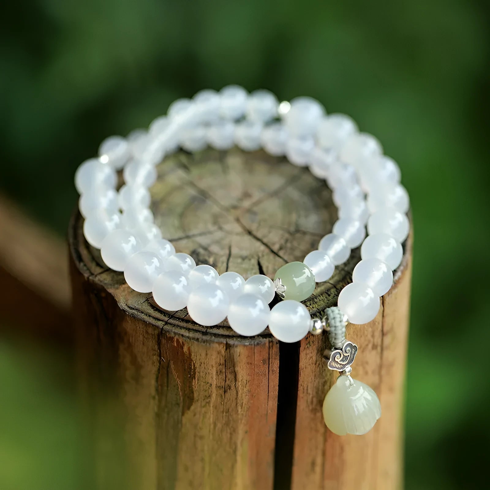 Women's bracelet with S925 silver and white agate Hetian jade beads in geometric lotus pattern