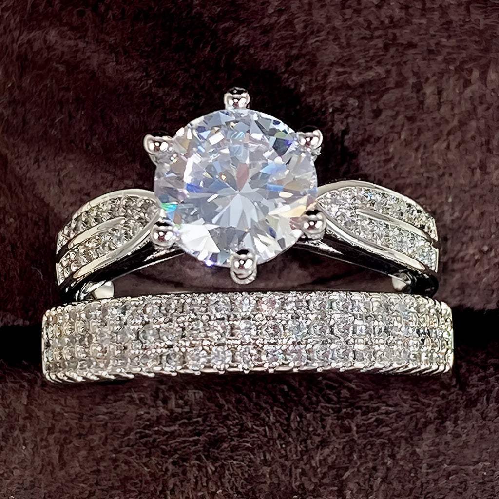 White gold colour alloy geometric wedding ring bracelet showing round design element