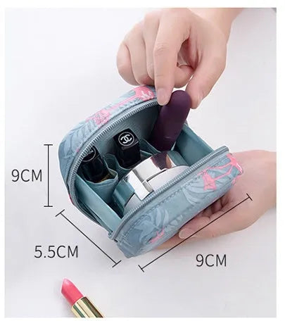 Cube-shaped cloth makeup storage bag in blue, pink, white, or white pink colour options