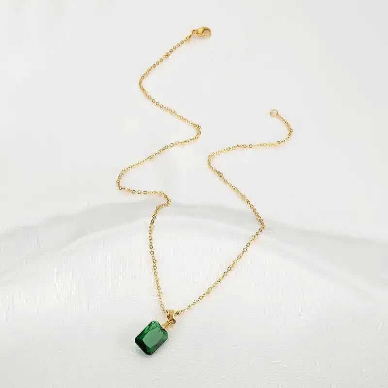 Copper rectangular geometric pendant necklace with O-ring chain in green colour.