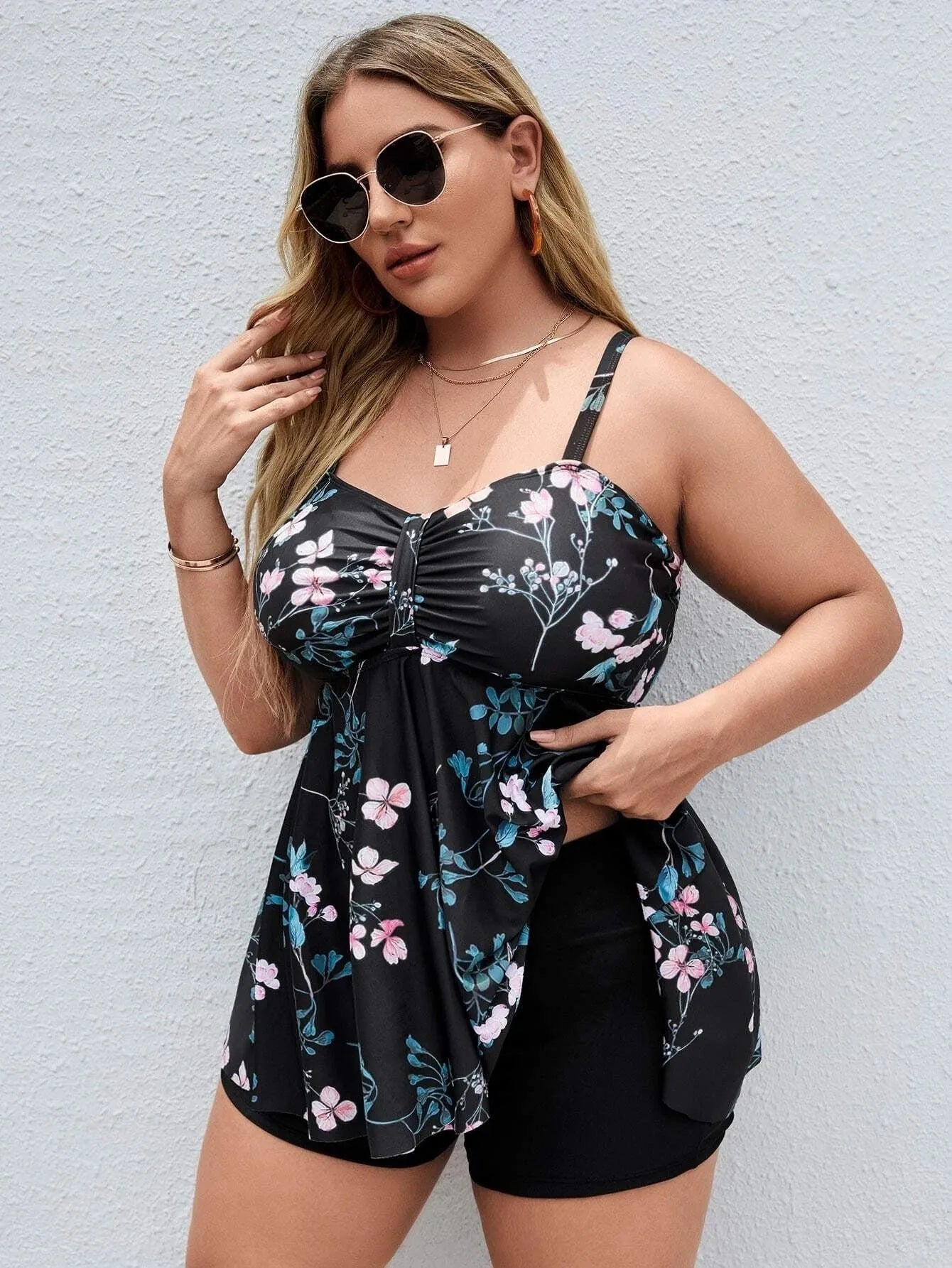 Women's split colour floral print one-piece swimsuit in polyester fabric with high elasticity