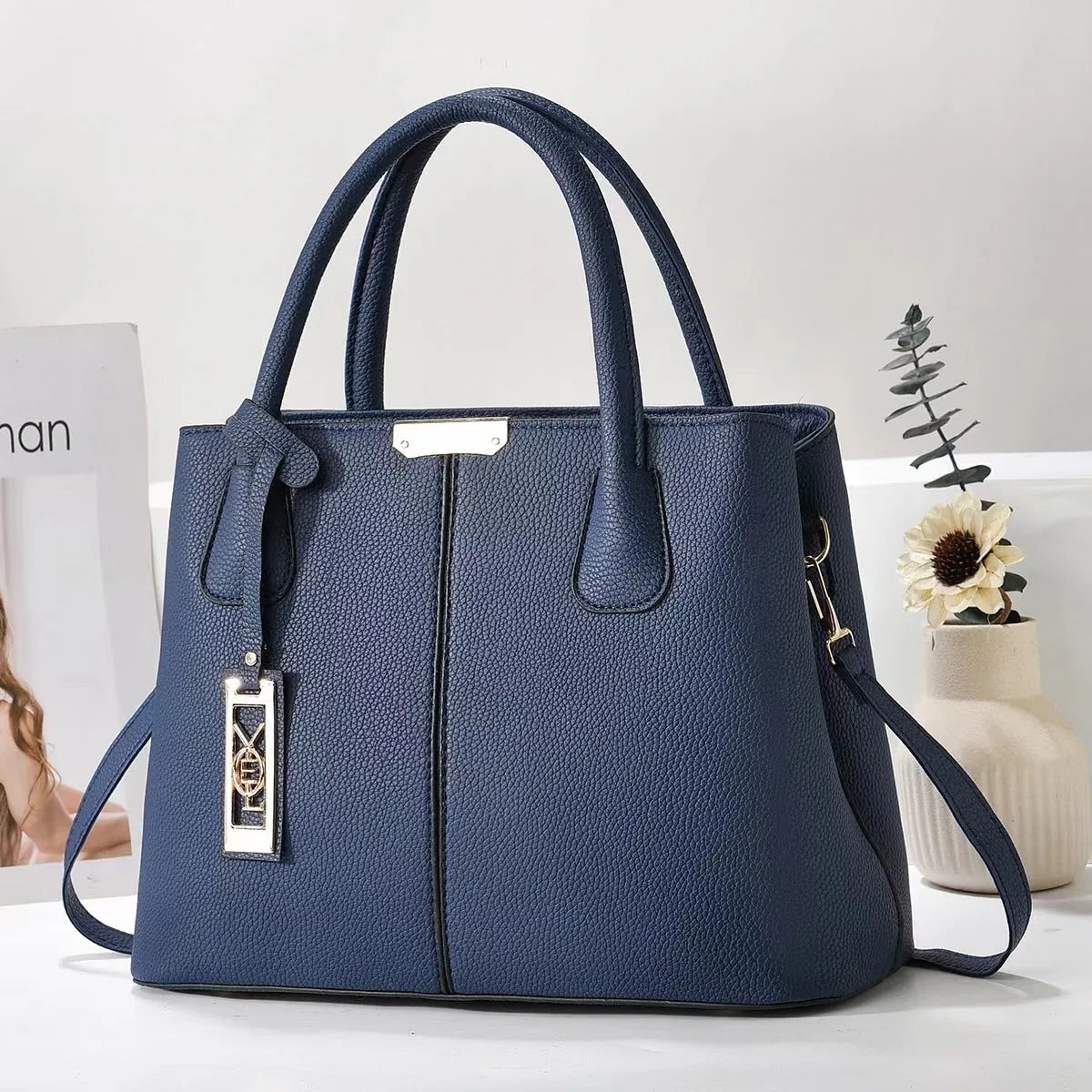 Women's soft PU leather large capacity shoulder bag in horizontal square shape with adjustable strap