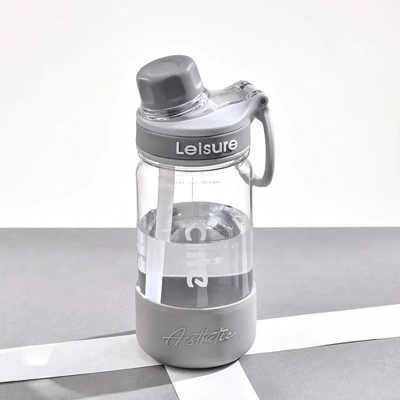 Plastic tumbler cup with straw in grey, green, or pink, showing 520ml 780ml 1000ml size options.