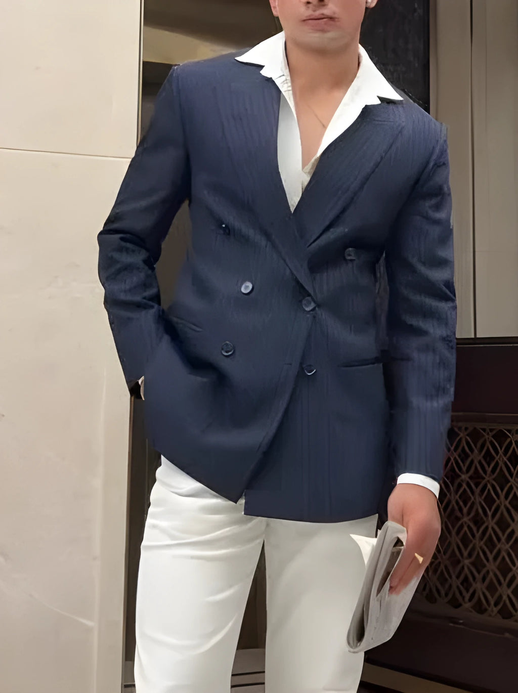 Men's striped double breasted blazer in regular fit with polyester material