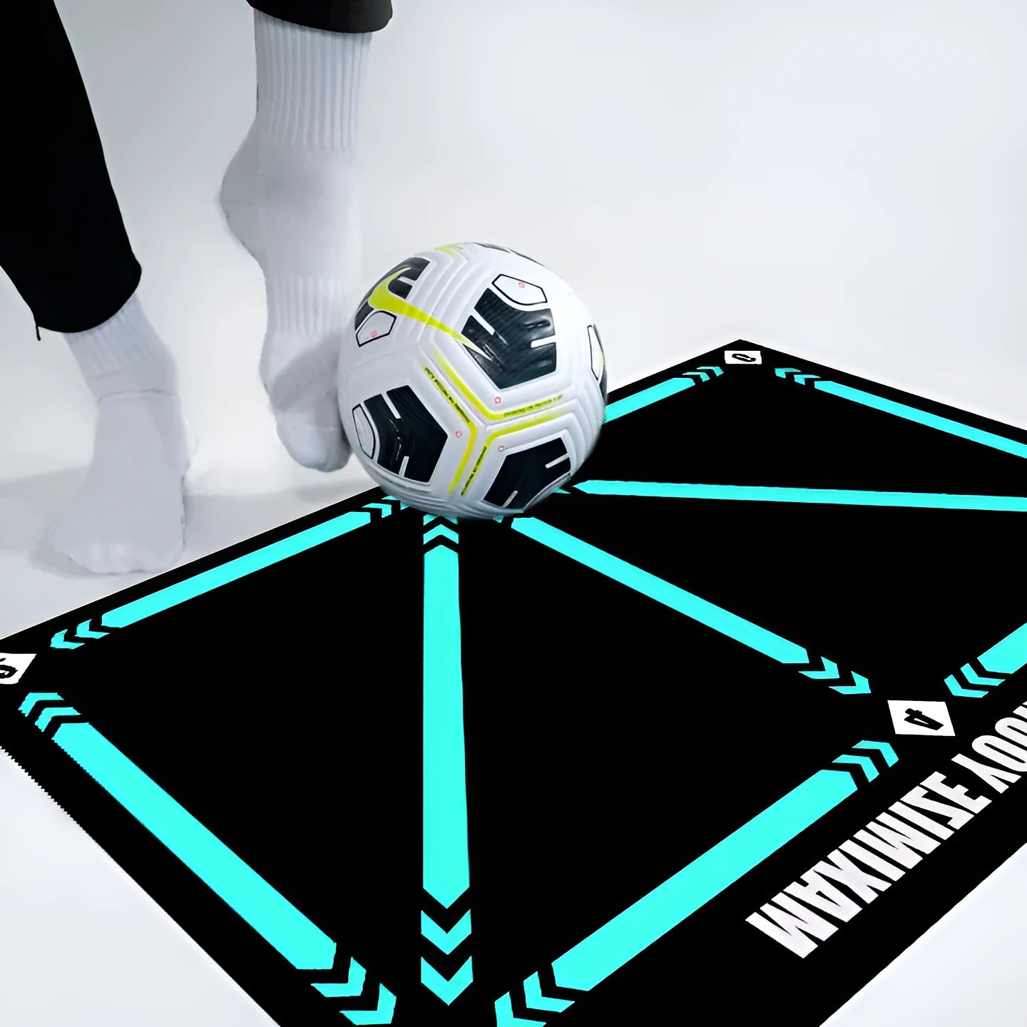 Cushion coloured rubber football training mat for indoor skill development