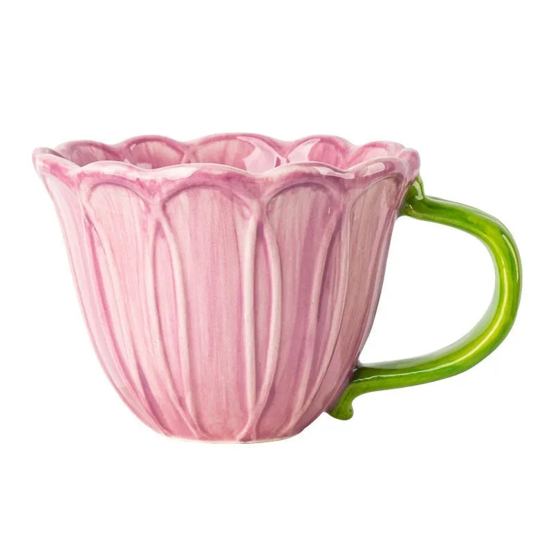 Ceramic breakfast cup with pastoral flower pattern in 500ml capacity