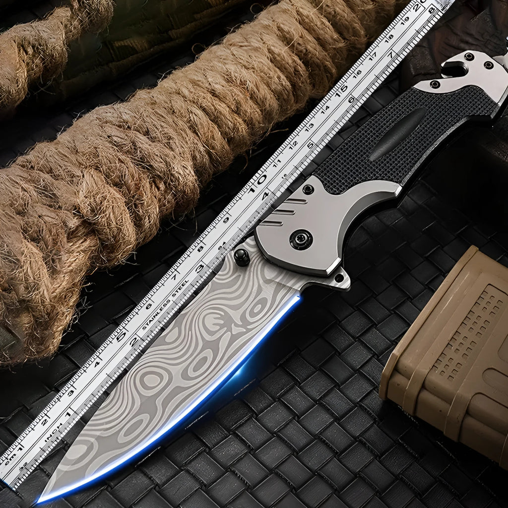 Alloy folding knife with choice of plain or textured handle measuring 225-226mm length