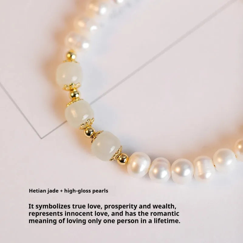 Natural freshwater pearl bracelet with diamond-shaped pearls in Hetian jade colour.