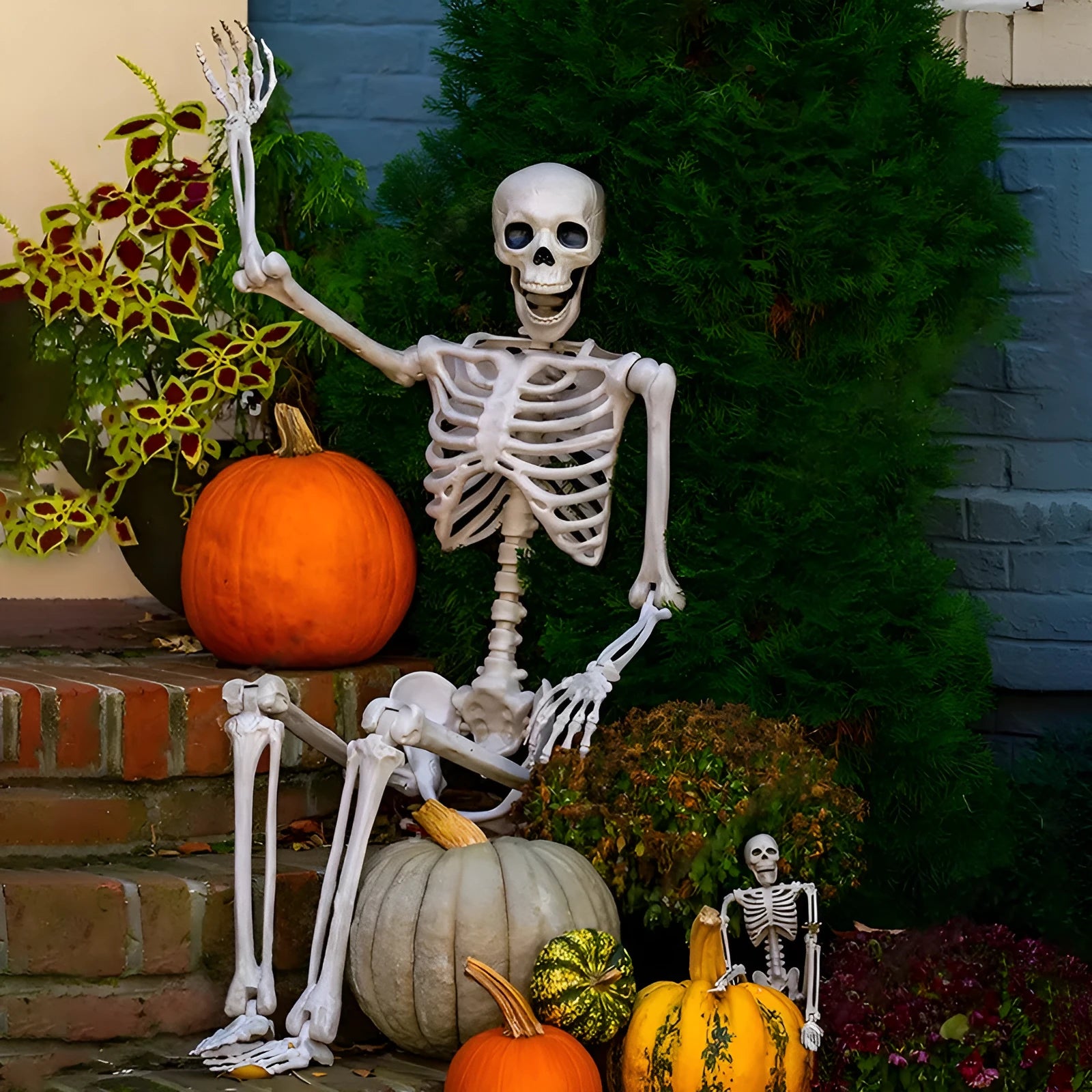 90cm tall movable joint plastic skeleton Halloween decoration in standing pose
