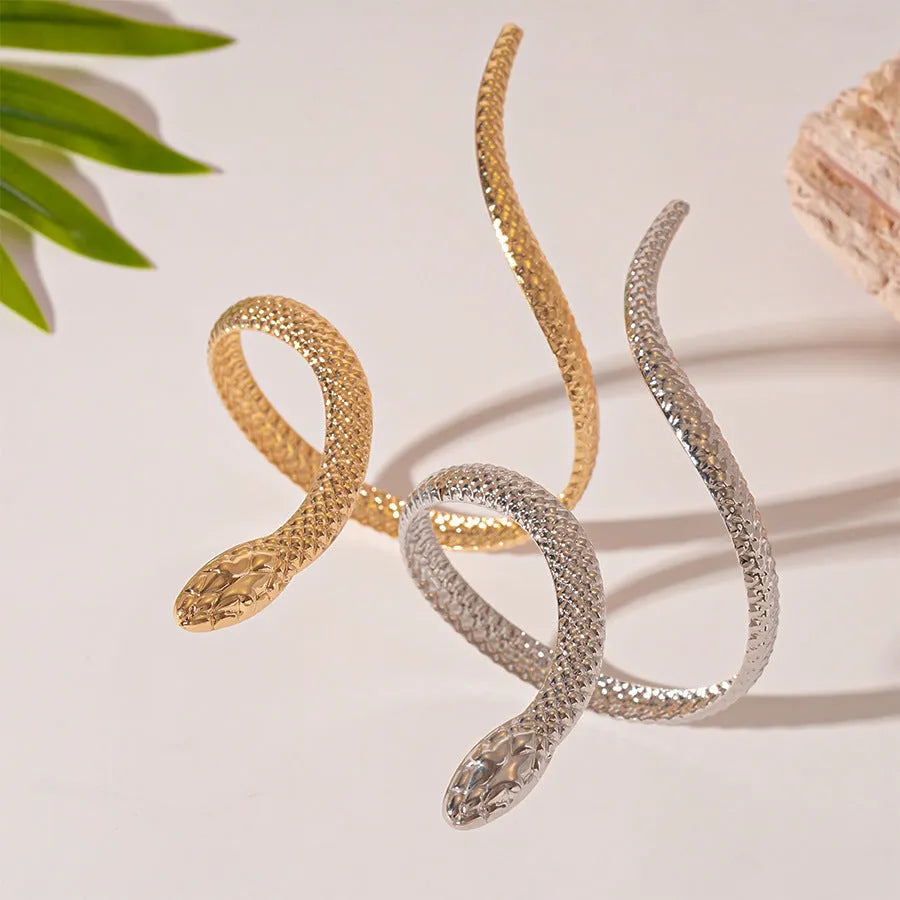 Metal snake ring and bracelet set with exaggerated twisted winding pattern in gold or silver colour