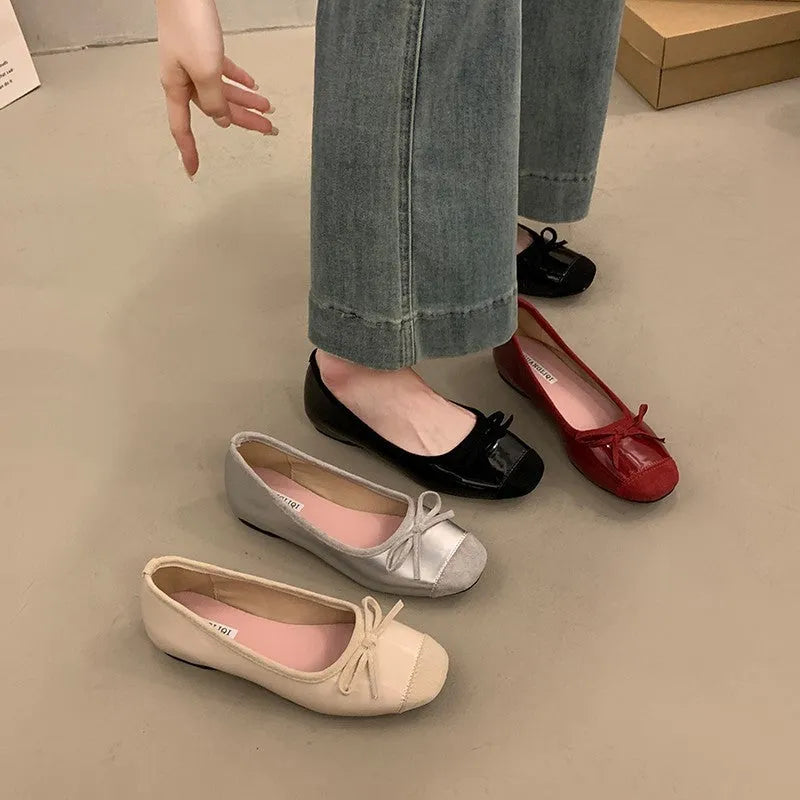 Wanwan style retro ballet flats with square toe and decorative bow in four colour options