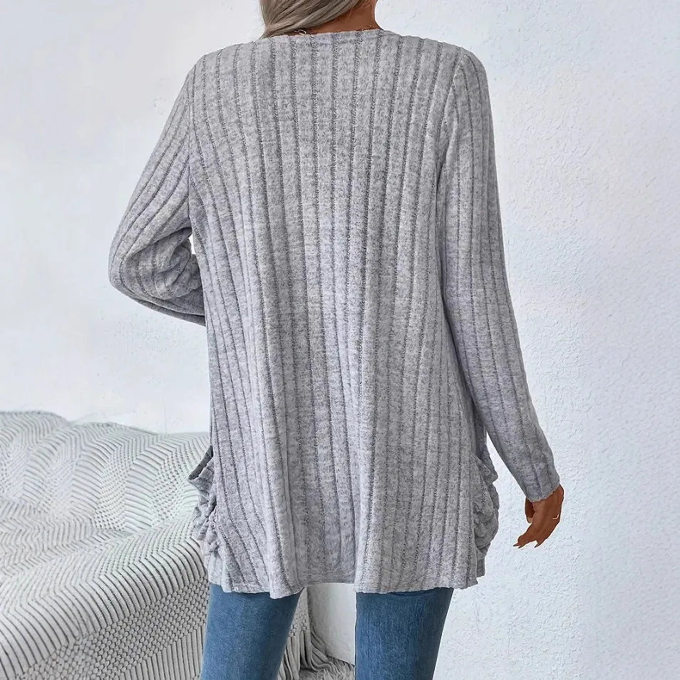 Loose fit solid colour cardigan with long sleeves and pocket in black or grey