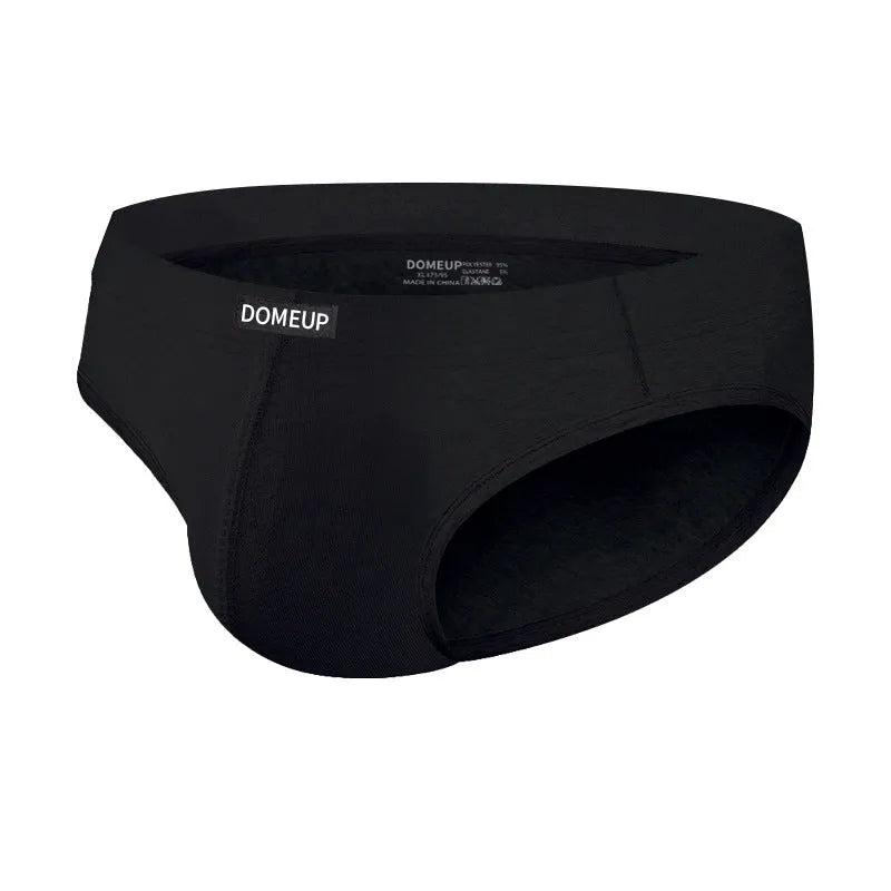 Men's low waist breathable briefs in solid colour with seamless hip lifting design