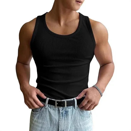 Men's tight fit round neck workout T-shirt in black with wool lining for summer sports