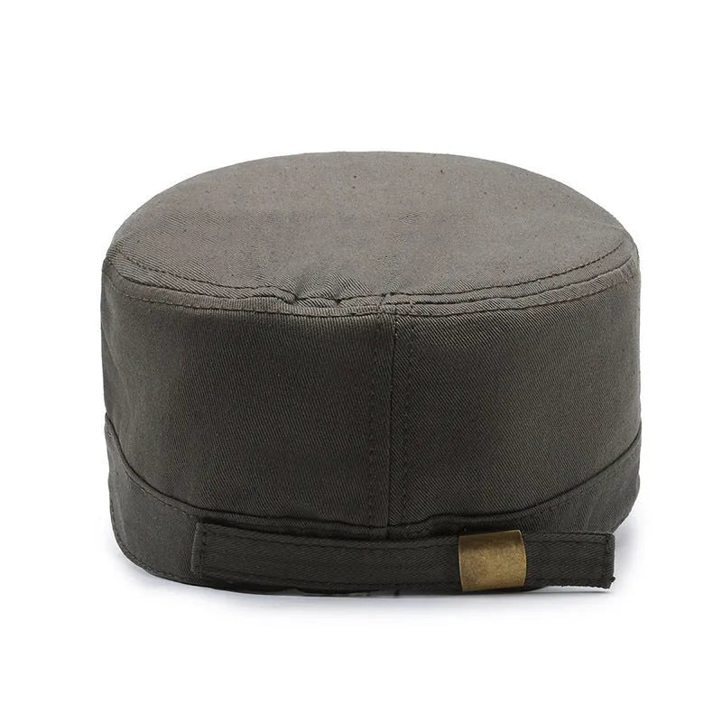 Men's cotton flat-top peaked cap in adjustable size with dome crown