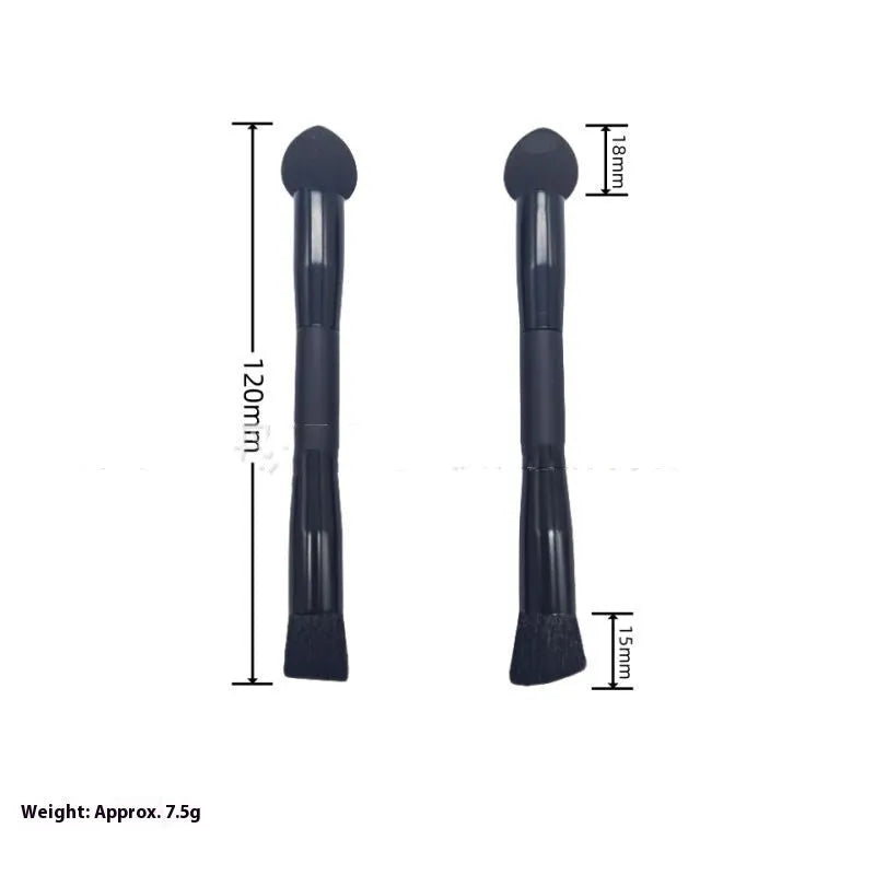Black wooden handle concealer brush with synthetic bristles for dark circle coverage