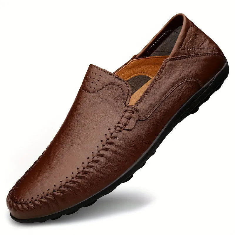 Men's round-toe casual leather shoes in cowhide with a flat rubber sole