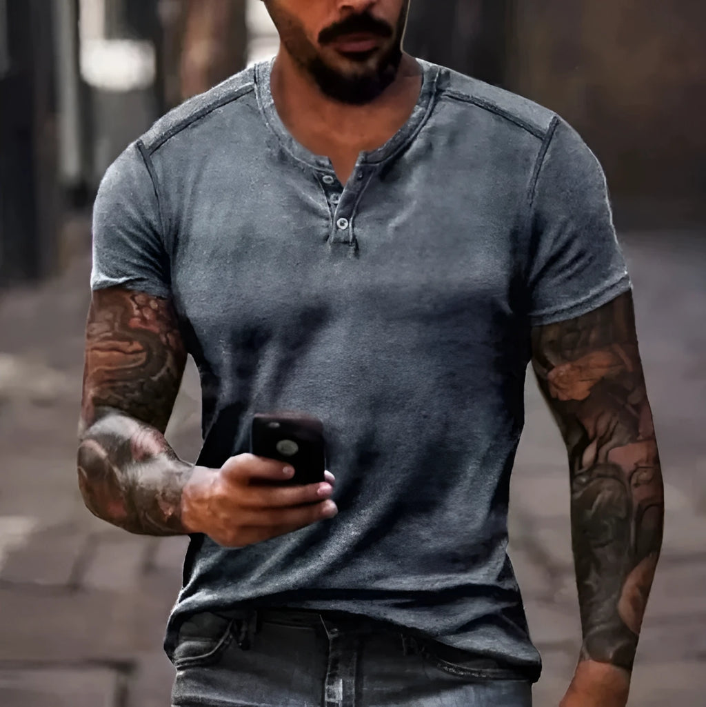 Men's polyester sport shirt with lapel button and short sleeves in various colours